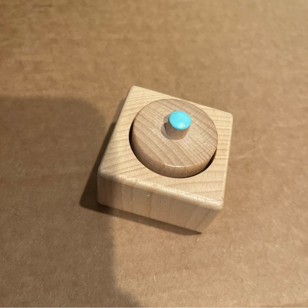 Lovevery Pincer Puzzle Learning Toy The Thinker Play